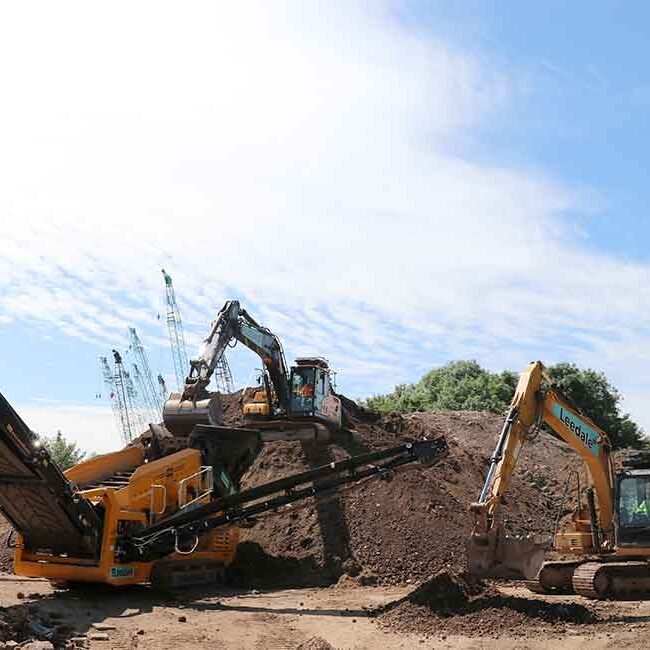 Amazing Operated Machine Hire